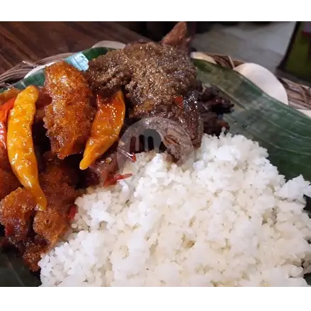 Gambar Makanan Gudeg Wijilan Yogya & Soto Genthong, Pakuningratan 13