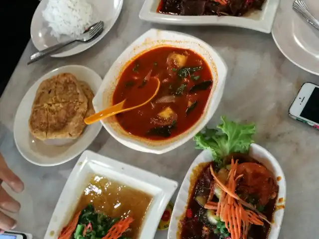 BBB Thai Seafood Restaurant Food Photo 9