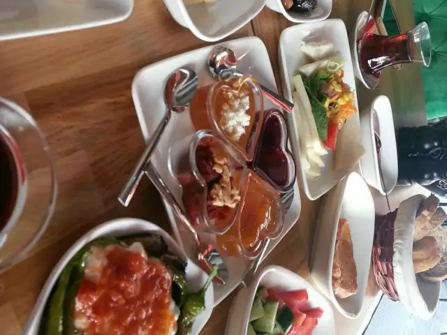 Efes Gemi Cafe Restaurant'nin yemek ve ambiyans fotoğrafları 5
