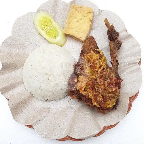 Gambar Makanan Ayam Pedas Soekarno Hatta, Bantaran 7