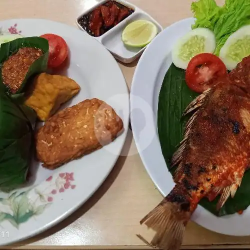 Gambar Makanan Ayam Bakar Dan Ikan Bakar Selera Nusantara, Dapur Nusantara 3