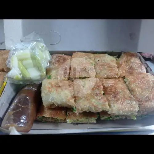 Gambar Makanan MARTABAK KASMARAN, Dpan Gerbang Prumnas Tomalia 10