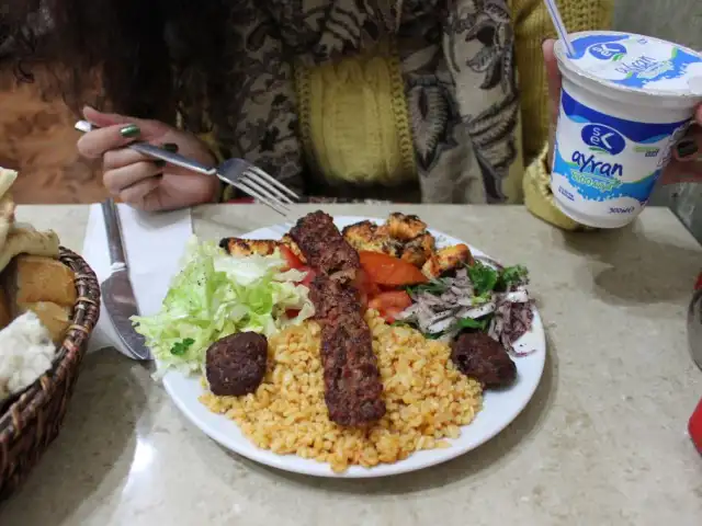 Ziya Baba Turk Mutfagi'nin yemek ve ambiyans fotoğrafları 15