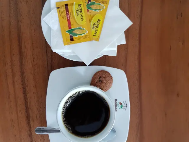 Gambar Makanan Rollaas Coffee & Tea 6