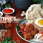 Tipics Asian Cuisine Food Photo 3