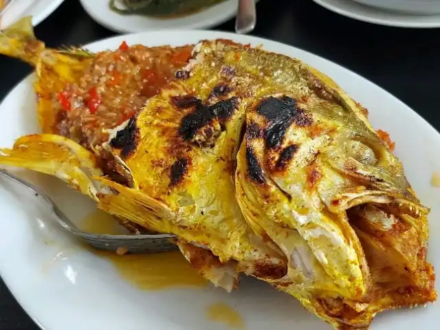 Gambar Makanan RM. Raja Kepala Ikan Awang Long 2
