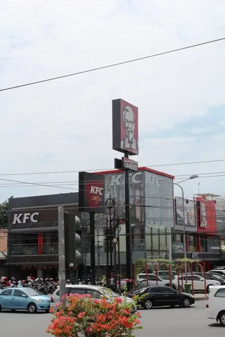 Gambar Makanan KFC Pandanaran 2