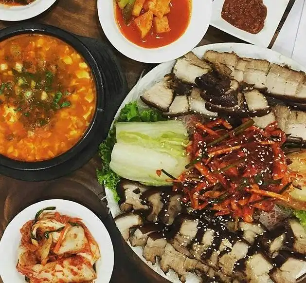 Gambar Makanan Hwang Geum Bab Sang 10