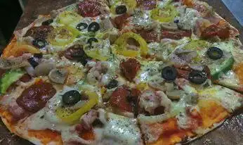 Handuraw Pizza Food Photo 9