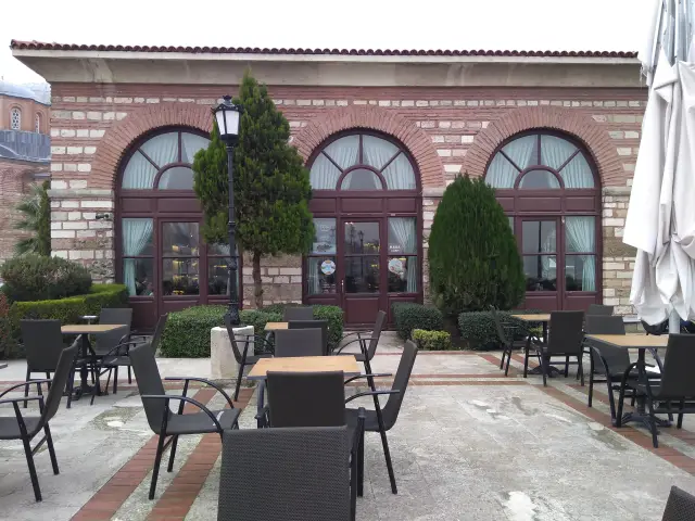 Fatih Belediyesi Kitap Kafe'nin yemek ve ambiyans fotoğrafları 8