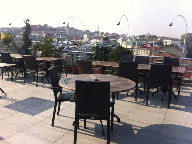 Panoramic Restaurant - Adamar Hotel'nin yemek ve ambiyans fotoğrafları 6