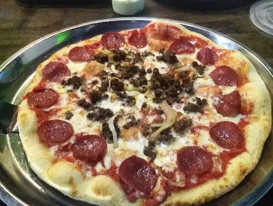 Gino Pizza Food Photo 1
