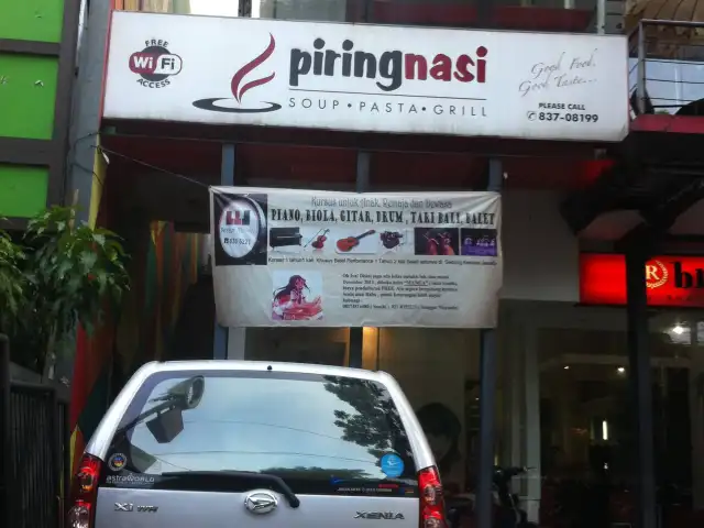 Gambar Makanan Piring Nasi 10