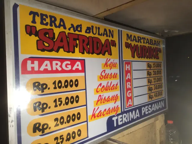 Gambar Makanan Terang Bulan Safrida dan Martabak Yunike 2