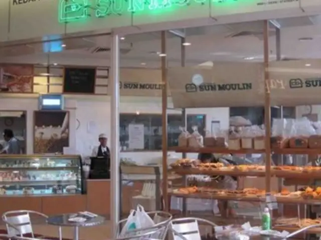 Sun Moulin Café & Bakery