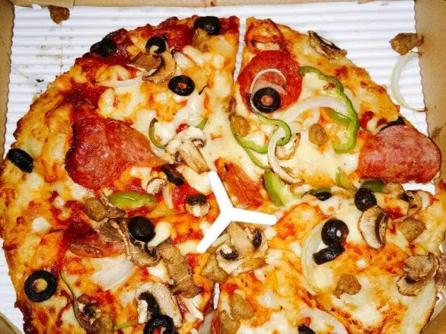 Gambar Makanan Domino's Pizza 10