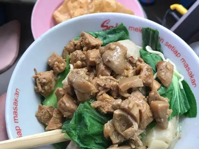 Gambar Makanan Mie Ayam Yamin Ujang 1