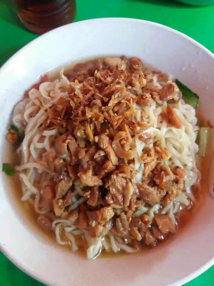 Mie Ayam Ojo Dumeh