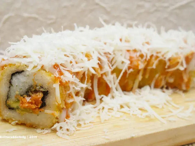 Gambar Makanan Sushi Rain 8