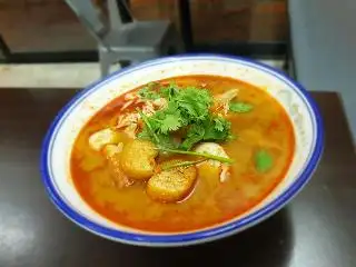 Nur Dapur Tom Yam & Nasi Katok