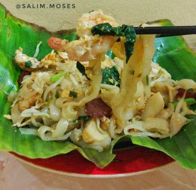 Bun - Bun Kwetiau Goreng Medan