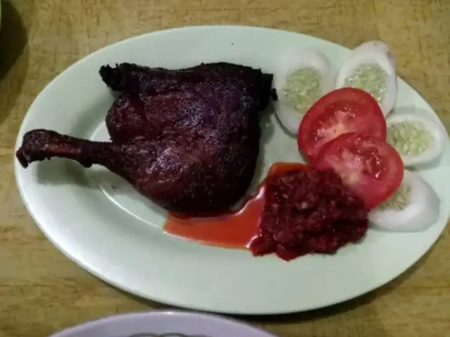 Gambar Makanan Gule Kepala Ikan Mas Agus 12