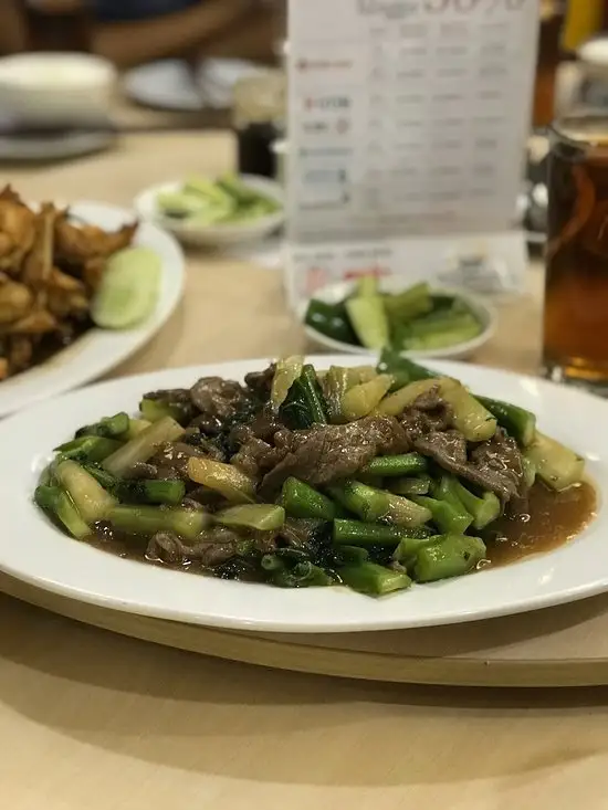 Gambar Makanan Furama Restaurant 3