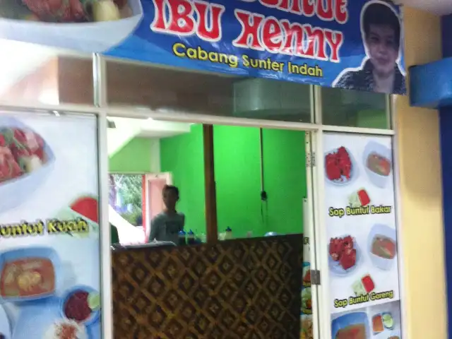 Gambar Makanan Sop Buntut Ibu Henny 2