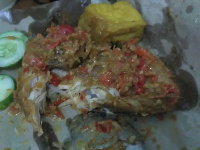 Gambar Makanan Ayam Gepuk Sambal Bawang Pak Gembus 19