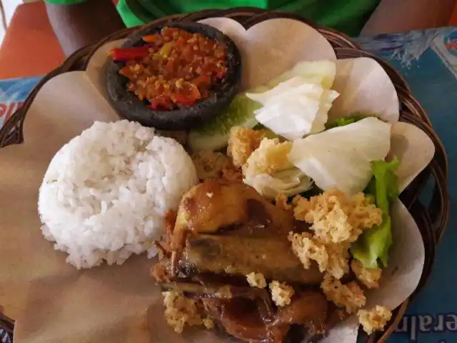 Gambar Makanan Ayam Nongkrong 17