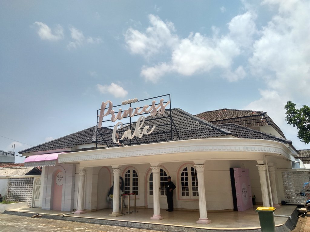 Harga menu Bogor Princess Cake terbaru 20222023 di Bogor,Bogor