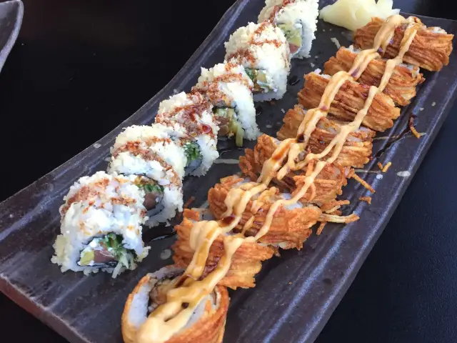 İoki Sushi Bar & Japanese Restaurant'nin yemek ve ambiyans fotoğrafları 67