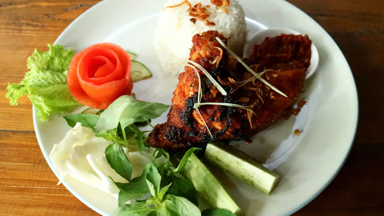 NASI AYAM GEMAS MUSTAFAH