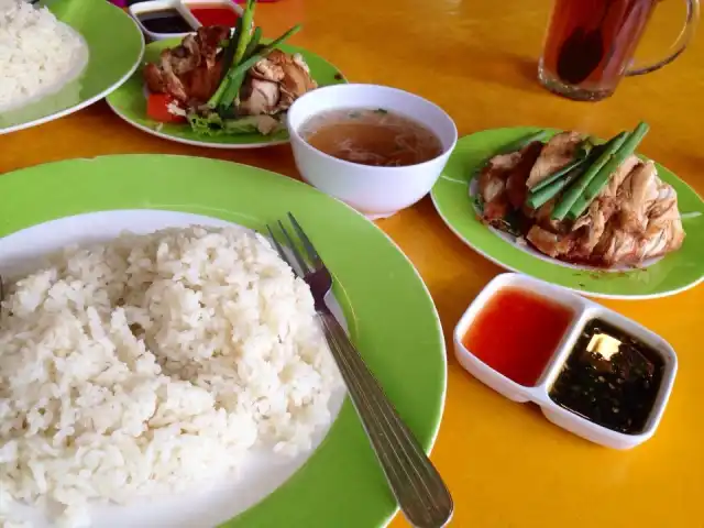 Nasi Ayam Fauziah Food Photo 3