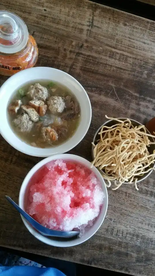 Gambar Makanan Bakso So'un & Mie Ayam "Lodaya" 5