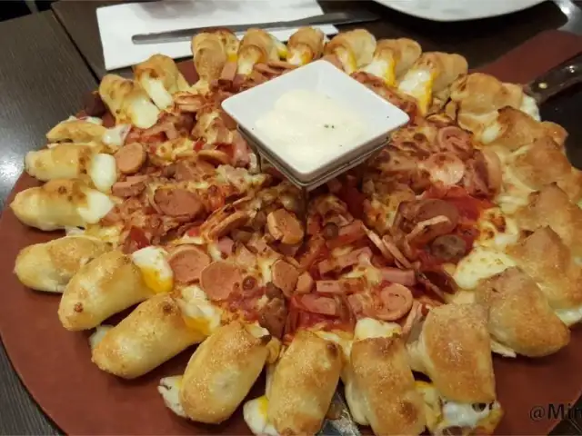Gambar Makanan Pizza Hut 4