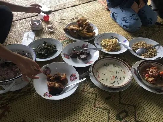 Gambar Makanan Lesehan Pari Gogo 9