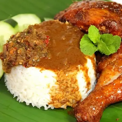 NASI KUKUS KAK ZAH