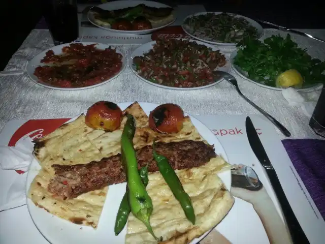 Celal Usta Kebab House'nin yemek ve ambiyans fotoğrafları 6
