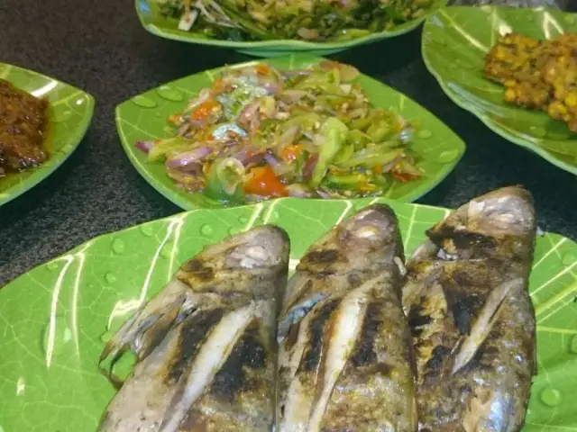 Gambar Makanan Restoran Ikan Tude Manado 15