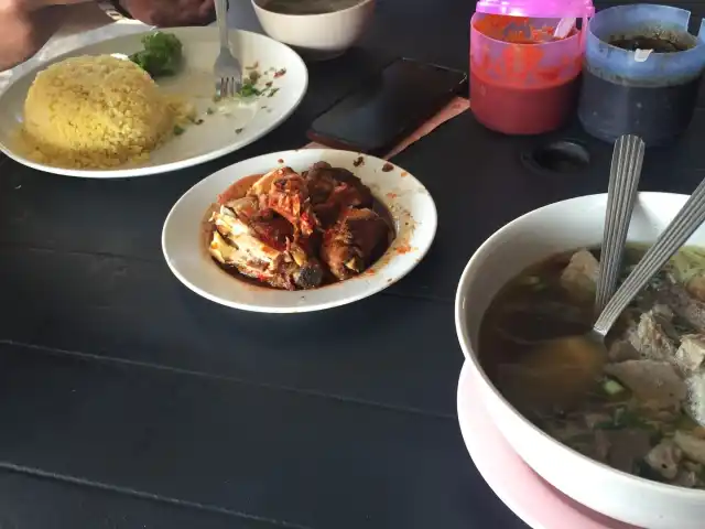 Rosli Bihun Sup & Rozzaid Tomyam Jln Sg Korok Jitra Kedah Food Photo 10