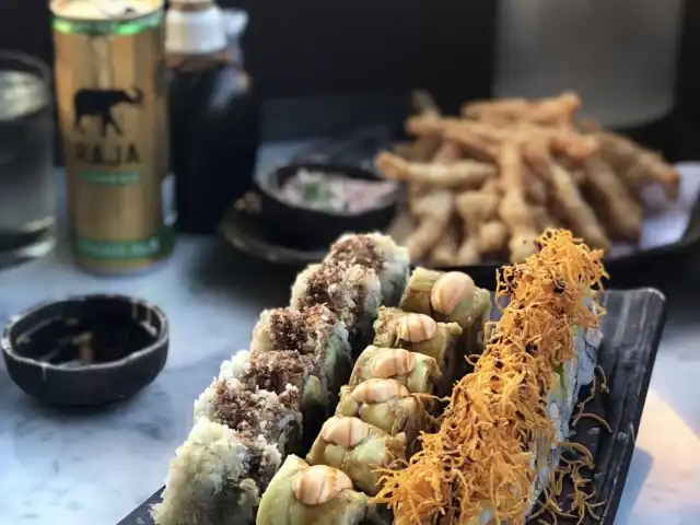 İoki Sushi Bar & Japanese Restaurant'nin yemek ve ambiyans fotoğrafları 18