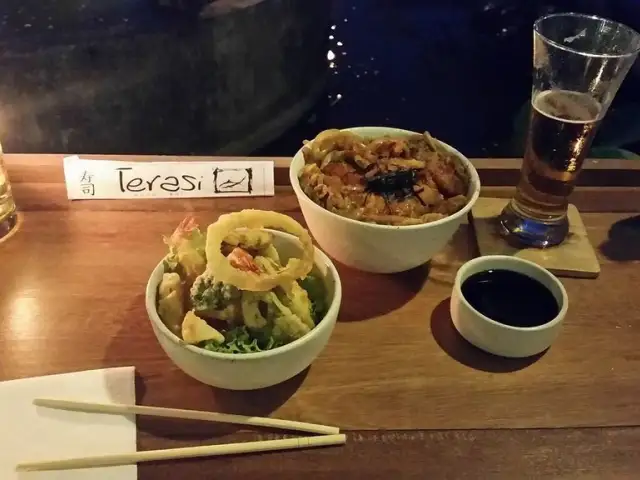 Gambar Makanan TERASI sushi & asian kitchen 16