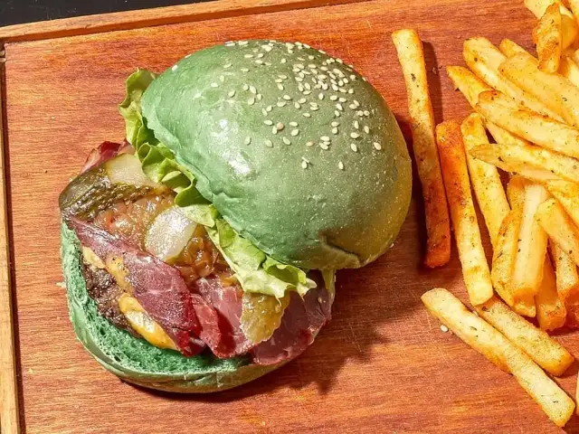 Burgeros'nin yemek ve ambiyans fotoğrafları 6