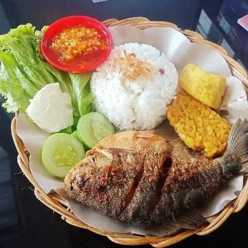 Gambar Makanan Soto Dan Pecel Ayam / Lele Bang Budi 16