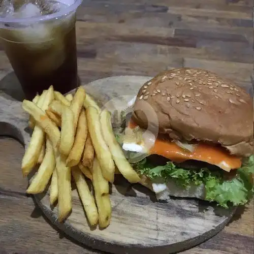 Gambar Makanan Momo Burger, Setia Luhur 18