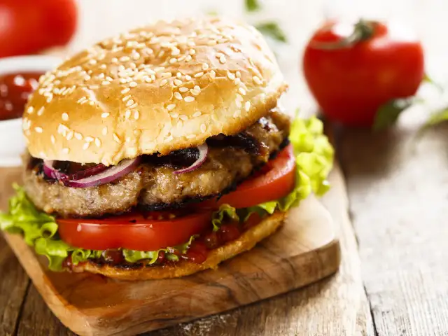 Favori Burger'nin yemek ve ambiyans fotoğrafları 1