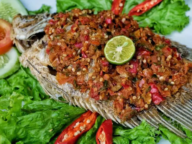 Gambar Makanan Waroeng Kampoeng Seafood & Ropang 5