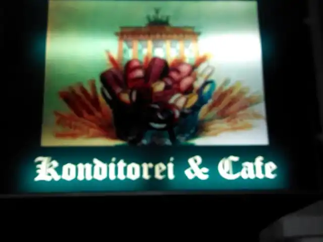 Gambar Makanan Berliner Brotfabrik Konditorei & Cafe 12