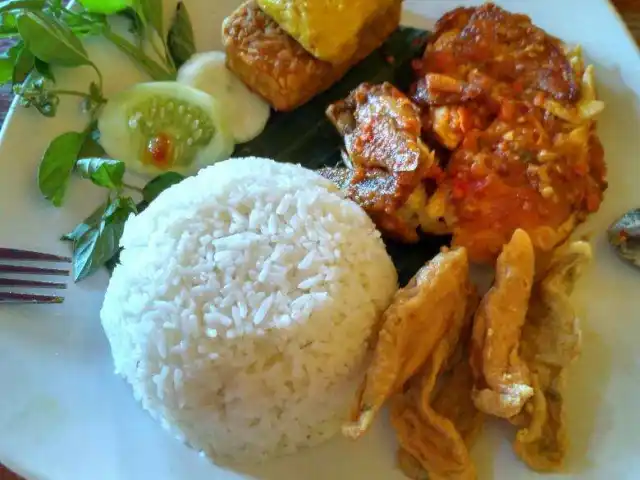 Gambar Makanan Ayam Bakar "Kambal" 18